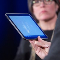 Анди Рубин показа таблета на Motorola, ще работи с Android Honeycomb