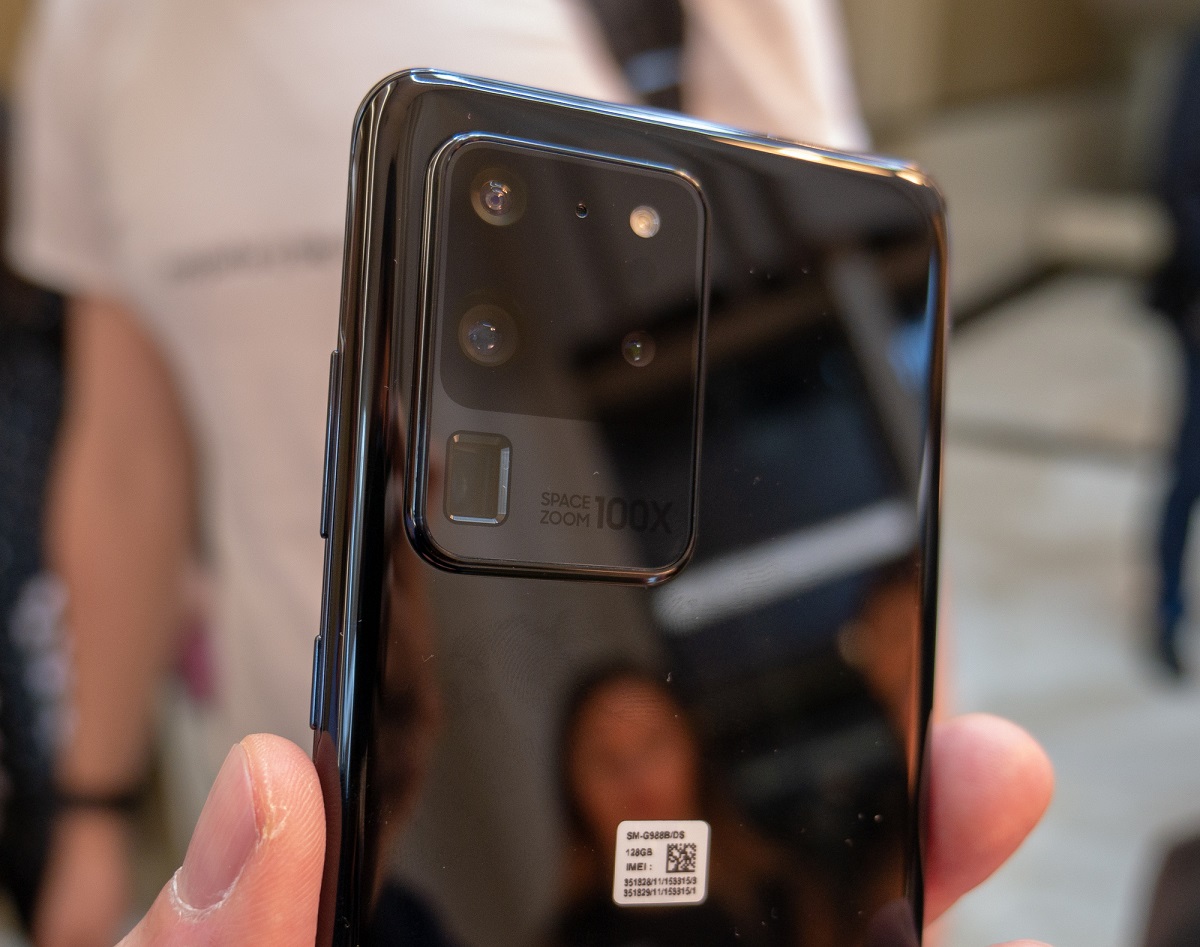 Ето как изглежда Samsung Galaxy S20 Ultra отвътре