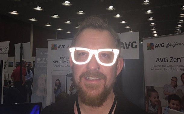 AVG показа очила, които крият вашата самоличност