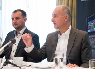 Lenovo иска да продаде в България над 60 000 смартфона до края на годината