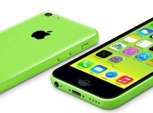 Apple продължава да доминира в САЩ