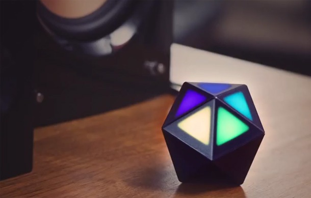 Motorola пусна Bluetooth аксесоар с интересна форма