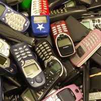 Продажбите на мобилни телефони ще спаднат с 8,3% през 2009 г.