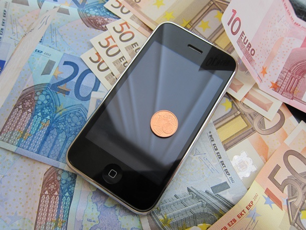 Краят на роуминга в ЕС ще увеличи драстично потреблението на мобилни услуги