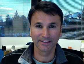 Google привлича висш мениджър от Apple за работа по секретен проект