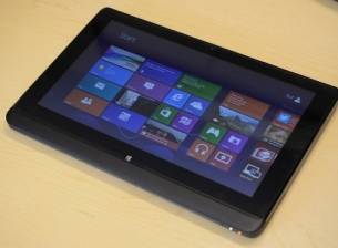 Toshiba U925t - хибриден лаптоп с Windows 8 и от Toshiba