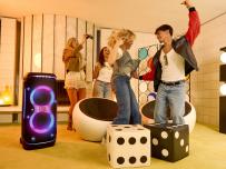 JBL PartyBox 720 е масивна парти колона