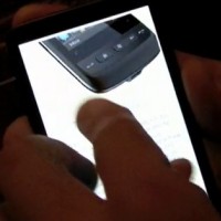 Видео на мултитъч възможностите на браузъра на HTC HD2