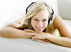 И Sony Ericsson ще стартира неограничена музикална услуга