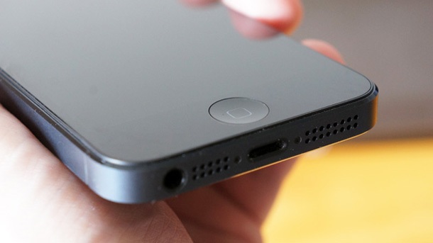 Новата версия на стандарта Lightning - по-добър звук и възможност за смарт слушалки