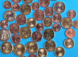 Българските евромонети: дизайн, размери и разлики със стотинките (Снимки + видео)