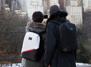 Новата раница на OnePlus е с практичен дизайн