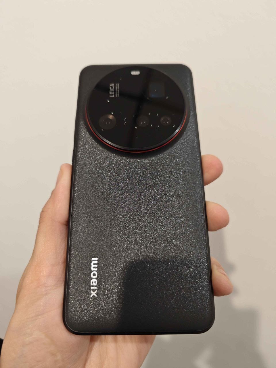 Снимка показва предполагаемия Xiaomi 15 Ultra