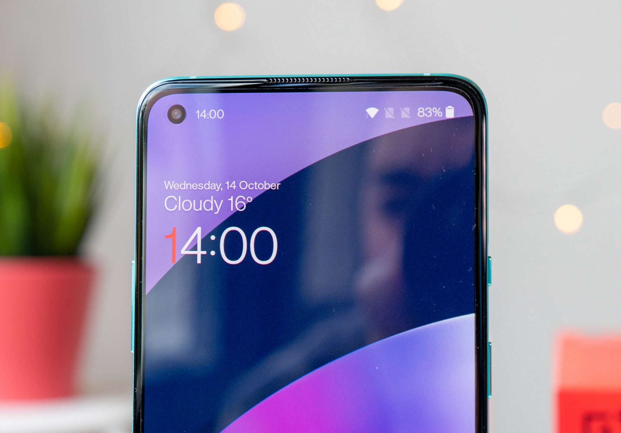 Задават се смартфони със 100-мегапикселови селфи камери