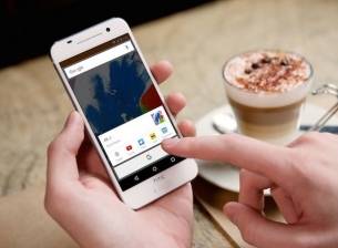 HTC с уточнение около цената на One A9