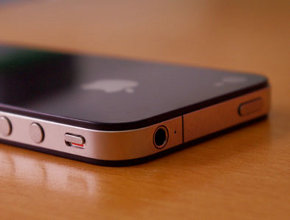 Обвинения в делото за загубения прототип на iPhone 4