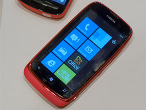 Среща с Nokia Lumia 610