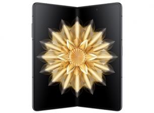 А1 приема предварителни поръчки за сгъваемия Honor Magic V2