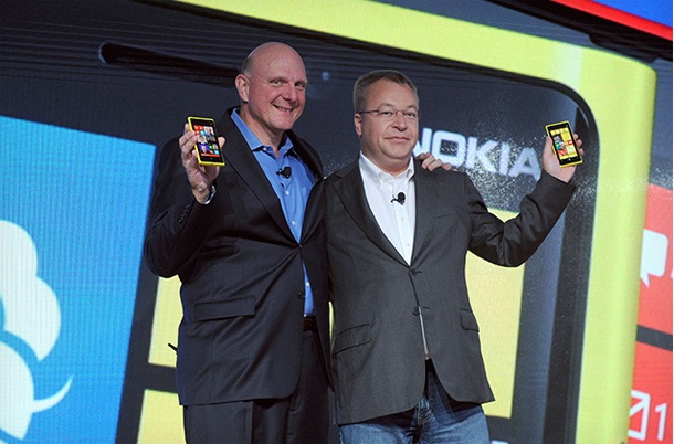 Стивън Илъп ще поеме поделението за устройства на Microsoft