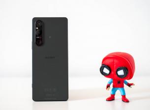 РЕВЮ: Sony Xperia 1 V е флагман за ценители