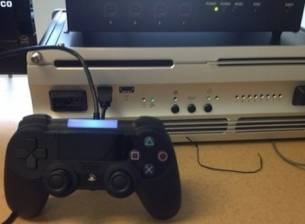 Снимка на контролера за PlayStation 4