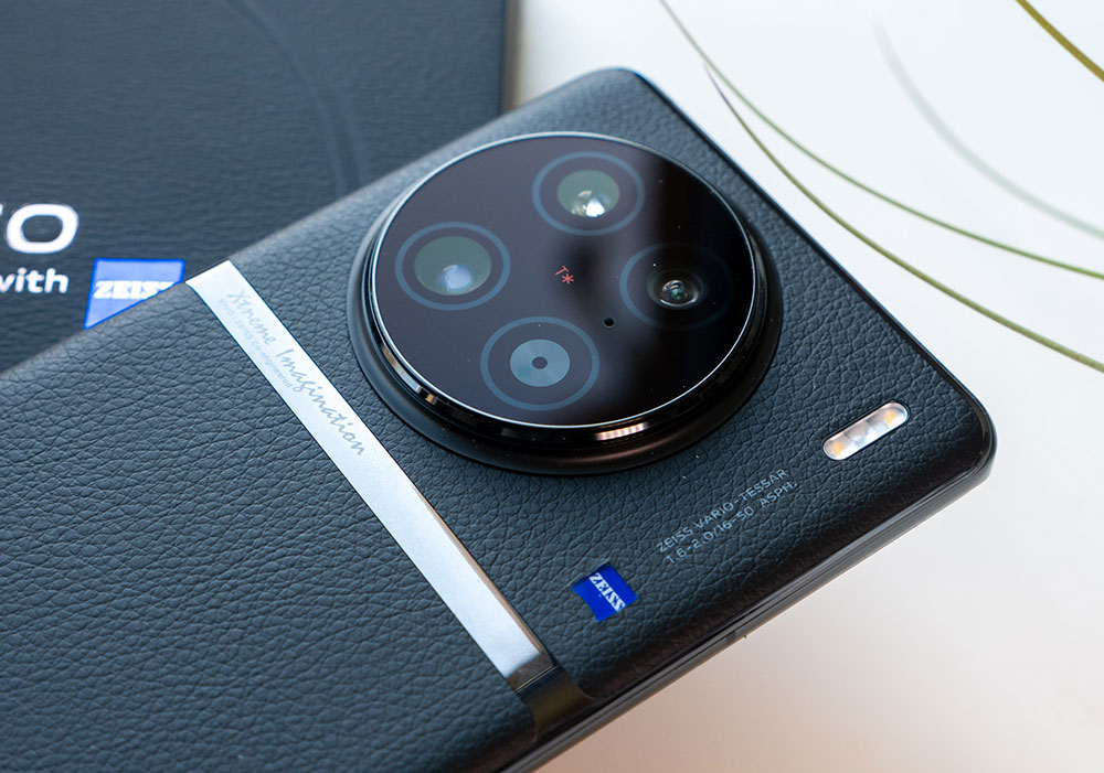 РЕВЮ: Vivo X90 Pro е с впечатляващи фотографски способности