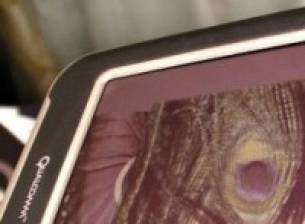 Електронните четци с mirsaol технологията на Qualcomm ще се появят през есента