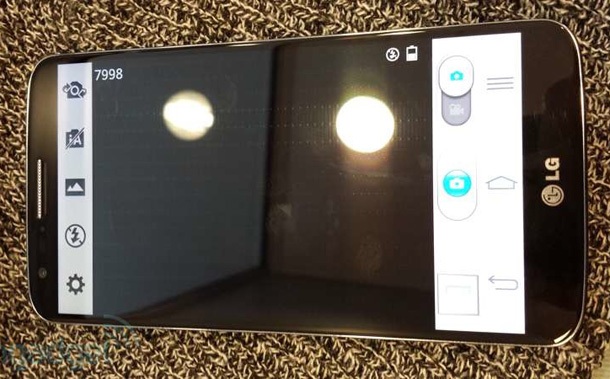 Снимки и видео на LG Optimus G2 месец преди премиерата