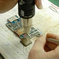 И във Виетнам отключват iPhone 3G хардуерно