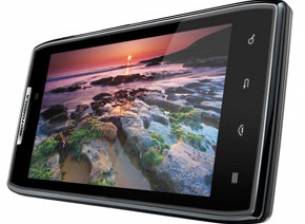 VIVACOM започва да продава Motorola Razr