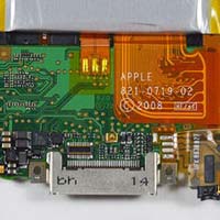 Второто поколение iPod touch разполага с Bluetooth модул