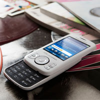 Смартфоните подобряват финансовите резултати на Sony Ericsson за тримесечието