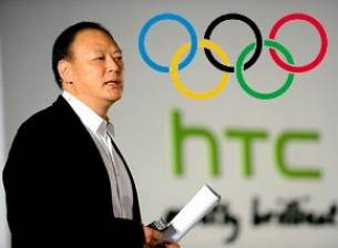 Питър Чоу от HTC ще бяга с Олимпийския огън в Лондон