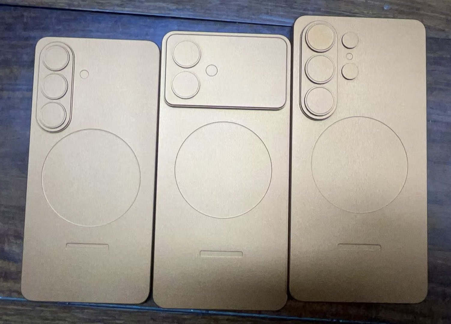 Samsung може да копира Apple за поне един модел Galaxy S26