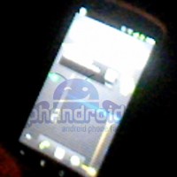 Първа снимка на Android Gingerbread
