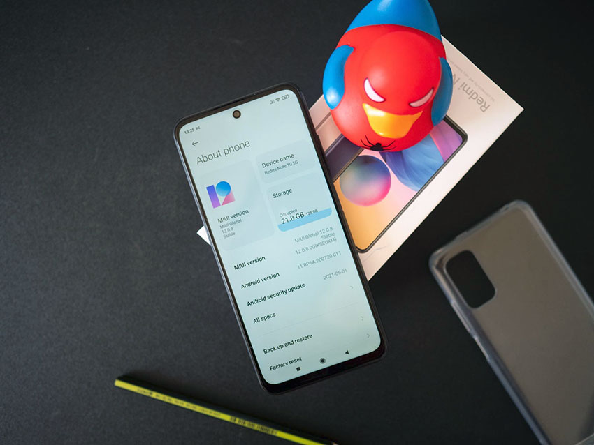 Разопаковане на Xiaomi Redmi Note 10 5G