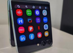 Това решение дава достъп до всички приложения на външния екран на Galaxy Z Flip5