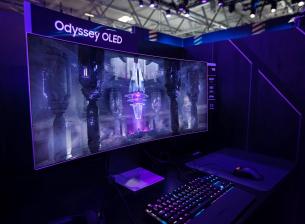 Samsung Odyssey OLED G8 e извит OLED монитор за геймъри