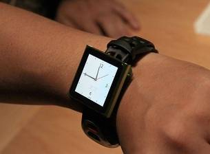 Екип от 100 души работи по часовника на Apple с iOS, твърди слух