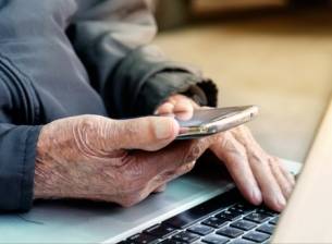 Потребителите в САЩ все по-рядко сменят своите iPhone