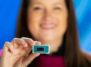 Intel Core Ultra са нови чипове с неврален процесор за задачи с ИИ