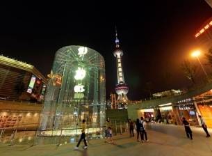 Произведените в САЩ компютри на Apple отново ще са дело на Foxconn