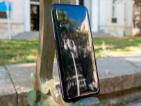 С какво Huawei P40 lite е по-добър от предшественика си?