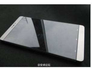 Xiaomi Mi-3 обещава 5