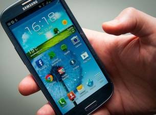 Samsung строи завод за метални корпуси за телефони