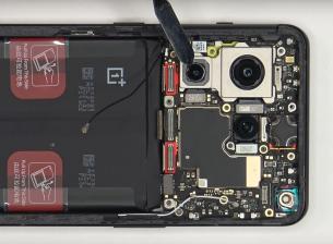 Ето как изглежда OnePlus 10 Pro отвътре