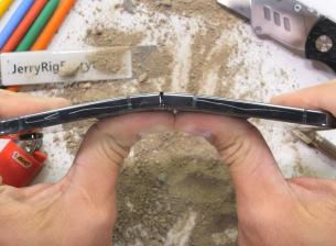 Ето колко издръжлив е Samsung Galaxy Z Flip5