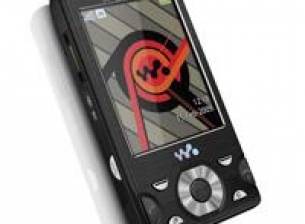 Sony Ericsson W995 е първият телефон с MediaGo