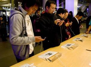 Почти 10 милиона са потребителите на iPhone в мрежата на China Mobile