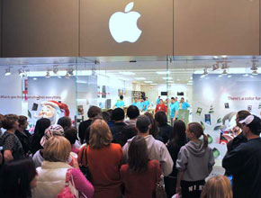 Apple генерира почти половината от приходите на пазара за мобилни устройства